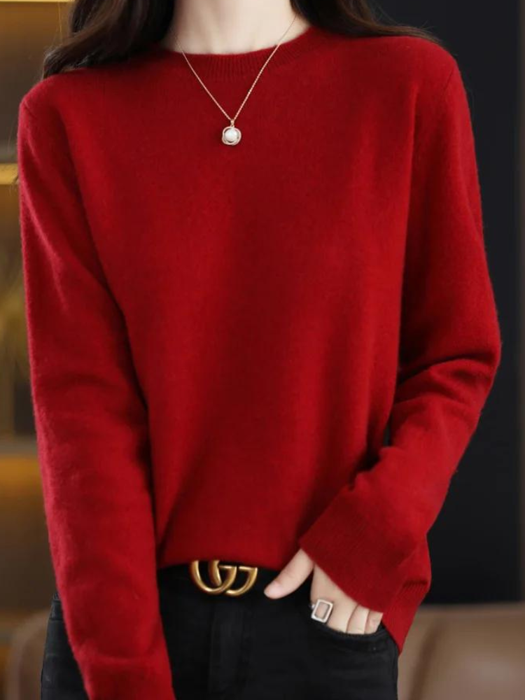Pull à manches longues avec col rond et coupe ajustée